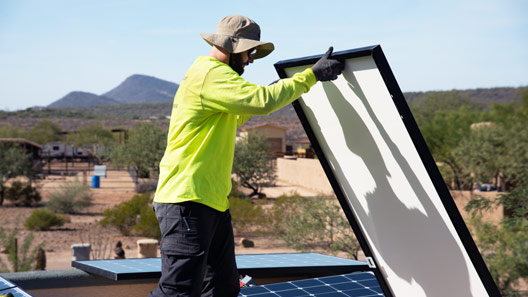 solar installer in the desert