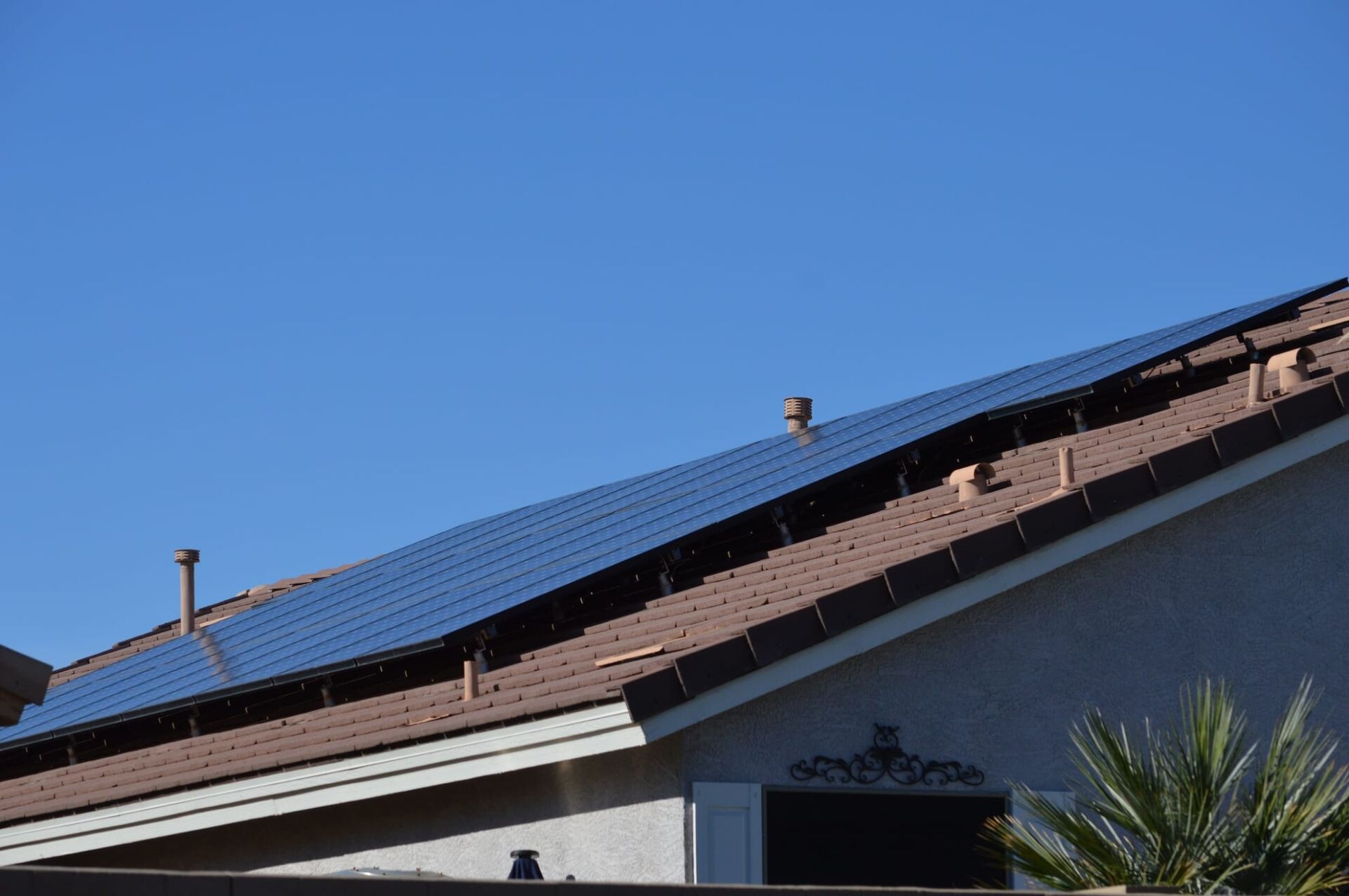 rooftop residential solar on someones second home in Arizona